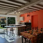 Aux 10 Ponts Maison Spacieuse Et Conviviale Au Bord De La Somme La A 30 Min 6 Personnes Holiday home Pont-Remy