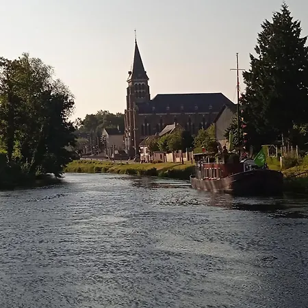 Aux 10 Ponts - Aux Abords Du Fleuve La Somme - La à 30 Min - La Nuit Pour 6 Voyageurs Casa de Férias *