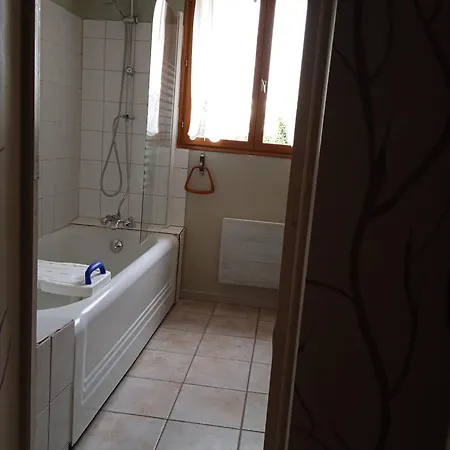 Aux 10 Ponts - Aux Abords Du Fleuve La Somme - La A 30 Min - La Nuit Pour 6 Voyageurs Holiday home