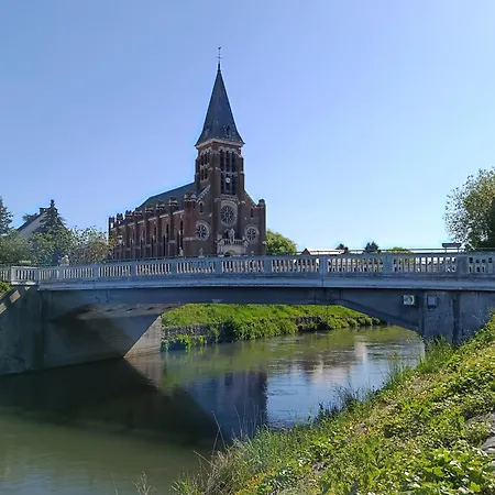 Aux 10 Ponts Maison Spacieuse Et Conviviale Au Bord De La Somme La A 30 Min 6 Personnes * Pont-Rémy