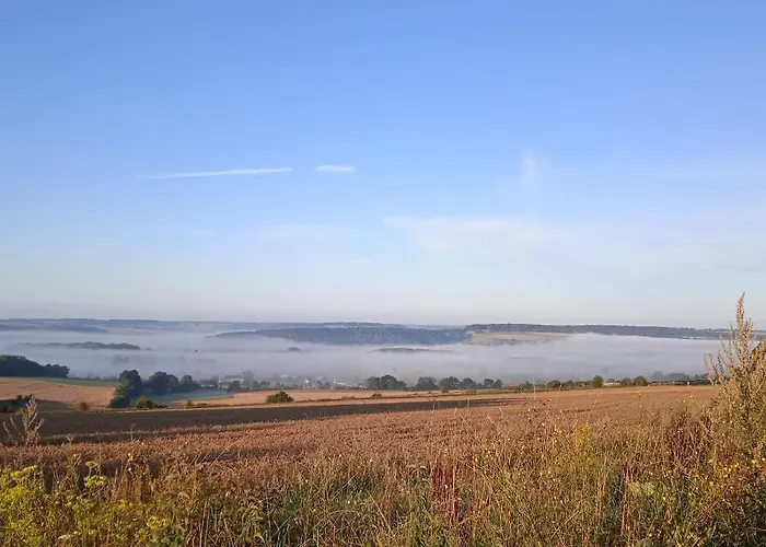 Aux 10 Ponts Maison Spacieuse Et Conviviale Au Bord De La Somme La A 30 Min 6 Personnes Holiday home Pont-Remy