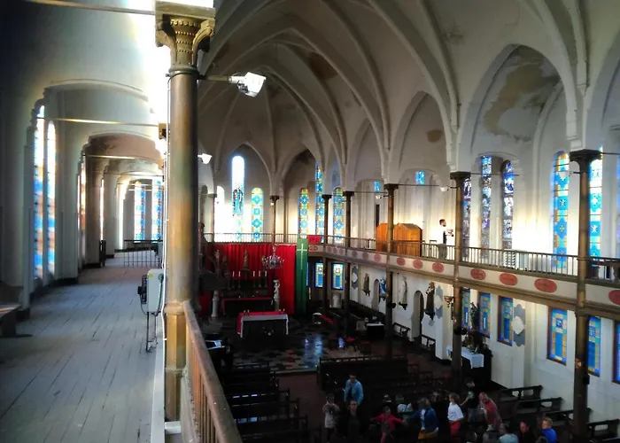 Holiday home Aux 10 Ponts Maison Spacieuse Et Conviviale Au Bord De La Somme La A 30 Min 6 Personnes