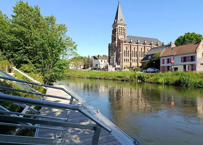 Aux 10 Ponts Maison Spacieuse Et Conviviale Au Bord De La Somme La A 30 Min 6 Personnes